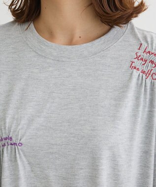 Green Parks ・ＳＵＧＡＲ　ＳＰＯＯＮ　ギャザーロゴ刺繍ＴＥＥ Off White