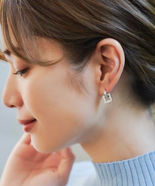 Tiaclasse 【金属アレルギー対応】スクエアシェルピアス シルバー