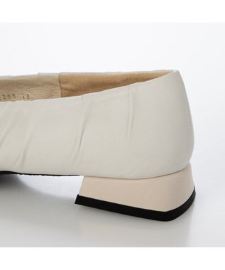 MODE ET JACOMO <D'ICI>ドレープデザインフラットシューズ アイボリー