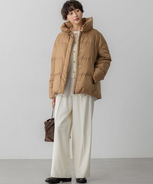 23区 L 【Oggi掲載】シレータフタ ハイネック ショート ダウンコート キャメル系