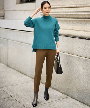 自由区 ウールカシミヤブレンドハイネック ニット ブルー