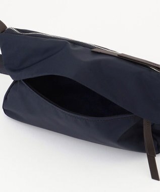 Y'SACCS リサイクルナイロン×カウレザー ラップミニショルダー ネイビー