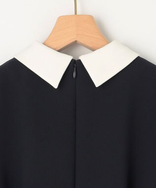 組曲 S 【KUMIKYOKU NAVY】コンフォータブルドレープ 襟付きブラウス ネイビー系