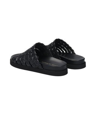 INTER-CHAUSSURES 【ANGEL ALARCON】フットベッドラフィアサンダル ブラック雑材