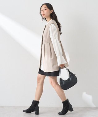 earth music&ecology ペプラムタックジレ Beige