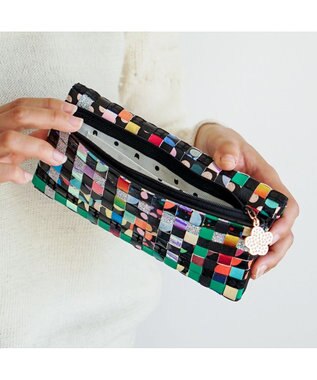 tsumori chisato CARRY エポネコメッシュ 長財布 2つ折り かぶせタイプ ブラック