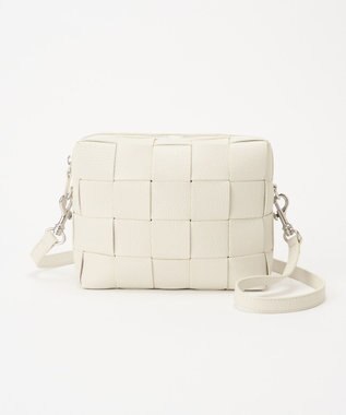 IACUCCI 【予約】ベルタ S CERVO ホワイト