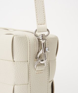 IACUCCI 【予約】ベルタ S CERVO ホワイト