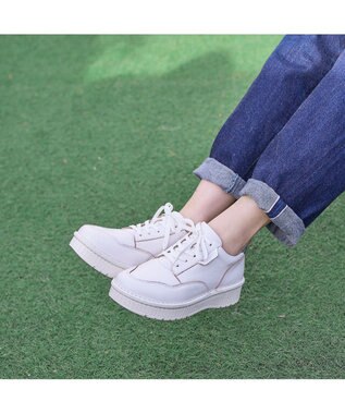 ing <ing>【サスティナブル】厚底レースアップスニーカー ホワイト