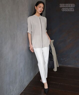 ICB L 【新色追加・WEB限定カラーあり】BackSatinAmunzen 5分袖バンドカラーブラウス トープ×スクエアビット柄［WEB限定］