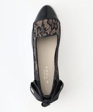 TOCCA BACK RIBBON SLIPON スニーカー ブラック×レース柄