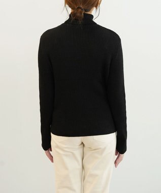 TOQUE 〈大草直子さんアドバイザー〉ベビーアルパカ×シルク ハイネックニット ブラック