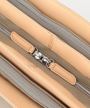 Y'SACCS トラベル ホライズン2WAYトート ベージュ