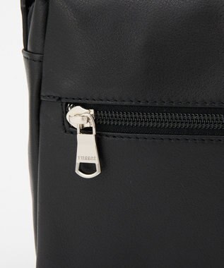 russet 【2025AW新作】レザースクエアショルダーバッグ(CE-1575) Black