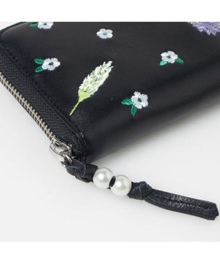 UNBILLION ペルケ perche / ボタニカルフラワー刺繍ラウンドパームフィットウォレット ブラック