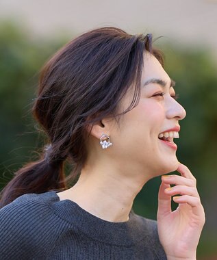 ANY 【WEB限定】ランダムパールピアス(両耳用) シルバー