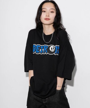 WEGO 【ユニセックス着用ITEM/ネックレス付き】アクセ付きグラフィックT（S） ブラック