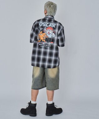 WEGO 【ユニセックス着用ITEM/MLサイズ展開】イラストオンブレチェックシャツ（SS） ブラックチェック1