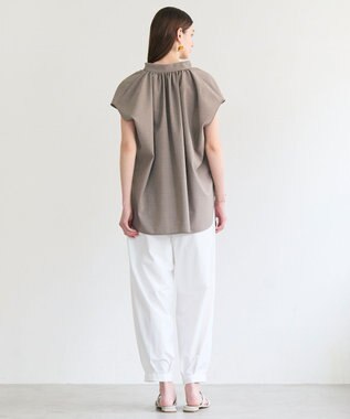 BEIGE， 【イージーケア】BATEAU / Vネック ギャザーブラウス Taupe