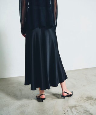GRACE CONTINENTAL サテンバイアスロングスカート ブラック