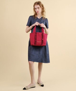TOCCA 【A4サイズ対応】RIBBON FRILL CANVASTOTE キャンバストートバッグ ボルドー系