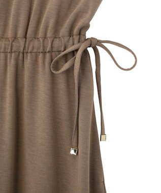 YECCA VECCA 【接触冷感】カットノースリーブワンピース Dark Beige