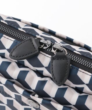 Y'SACCS キュービックモノグラム　スクエアショルダー ネイビー