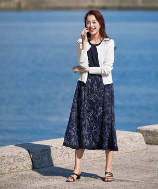 Tiaclasse 【小倉優子さん着用・新色追加・洗える】モノトーンフラワープリントワンピース ネイビー×ネイビー