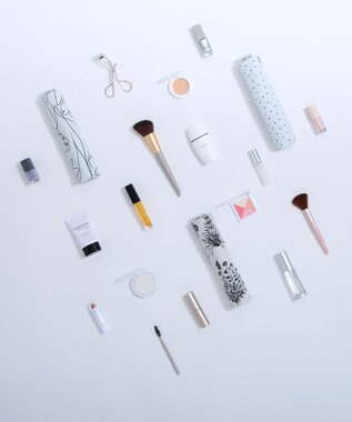 MOONBAT Fuwacool(フワクール) フワクールホワイト 晴雨兼用日傘 折りたたみ傘 ランダムドット 軽量 一級遮光／遮熱／UV ライトグレー