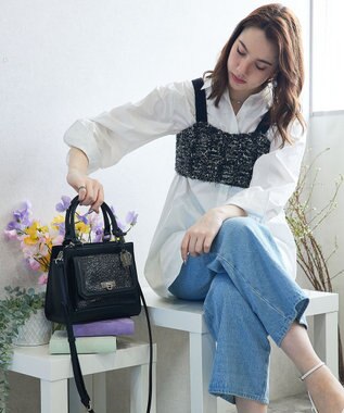 style code 【MERCURYDUO/マーキュリーデュオ】メタリッククラック調型押し フラップハンドバッグ ブラック