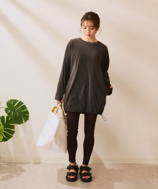 OP／FILA 【Ocean Pacific】バックフリルラッシュガード  レギンスセットウェア チャコールグレー