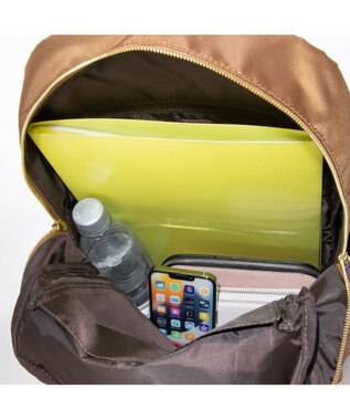 LA BAGAGERIE 【ドラマ衣装提供商品】ナイロンリュックサック カーキ