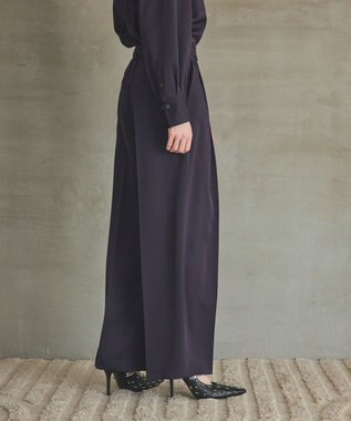 GRACE CONTINENTAL トリアセカルゼパンツ ネイビー