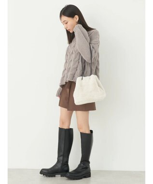 earth music&ecology ローゲージ手編み風ケーブルプルオーバー Gray Beige