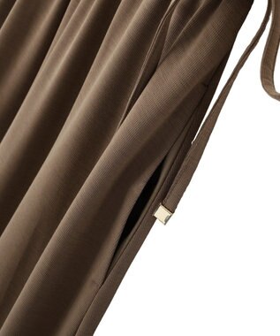 YECCA VECCA 【接触冷感】カットノースリーブワンピース Dark Beige