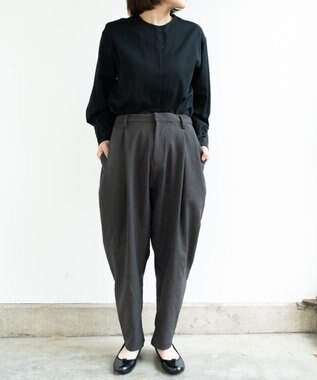 muuc スラックス チャコールグレー