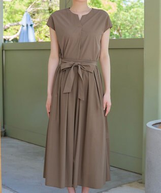 Tiaclasse 【トップス&スカートセット・洗える】ストレッチタフタセットアップ モカ