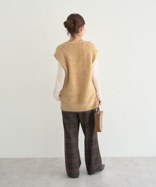 earth music&ecology 【予約】キャットライクヤーンニットベスト キャメル