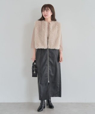 Green Parks ・ＥＬＥＮＣＡＲＥ　ＤＵＥ　シープファーショートベスト Light Beige