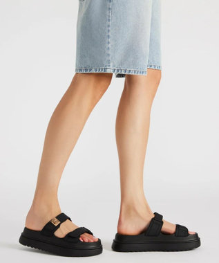 STEVE MADDEN BIGSCHMONA-J 厚底ダブルベルトサンダル