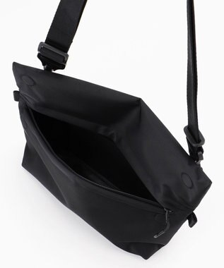 Y'SACCS 【DRY Pack】防水フラップショルダー ブラック