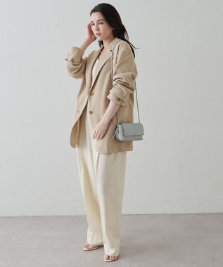 IACUCCI ＜Oggi 10月号掲載＞アルブメ ALCE ライトグレー