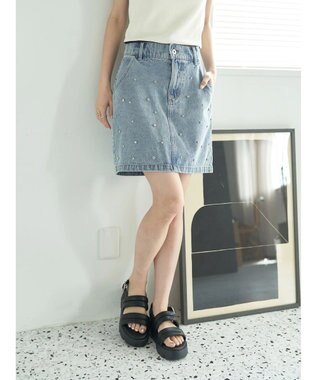 earth music&ecology ビジューデニムミニスカート Light Indigo