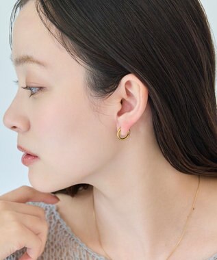 Phoebe <オンワード限定セット>3連ビーズパールネックレス×バランスバロックパールフープイヤリング ホワイト