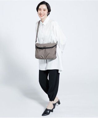 Y'SACCS 【Y’SACCS vous et】 フロントポケット2WAYバッグ グレージュ