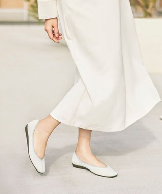 steppi 【洗える/撥水】 トリムスクエア パンプス ホワイト×ブルー