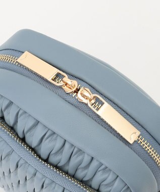 LA BAGAGERIE ランダムプリーツショルダーバッグ タテ ライトブルー