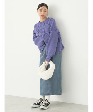 earth music&ecology ローゲージ手編み風ケーブルプルオーバー Blue