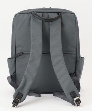 Y'SACCS ベルトスクエアリュックサック グレー