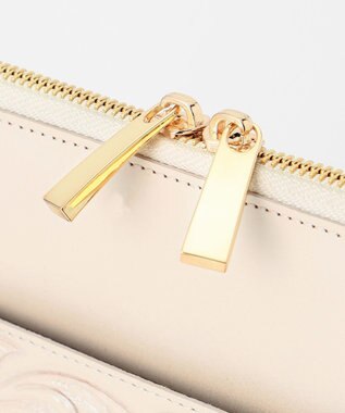 GRACE CONTINENTAL Carving PC case パールホワイト